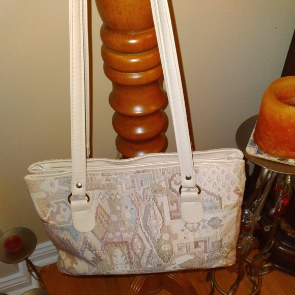 Elegant bag, Combination of fabric and leather - Picture 7 of 7